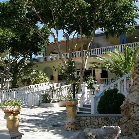 Pefkos Garden Hotel