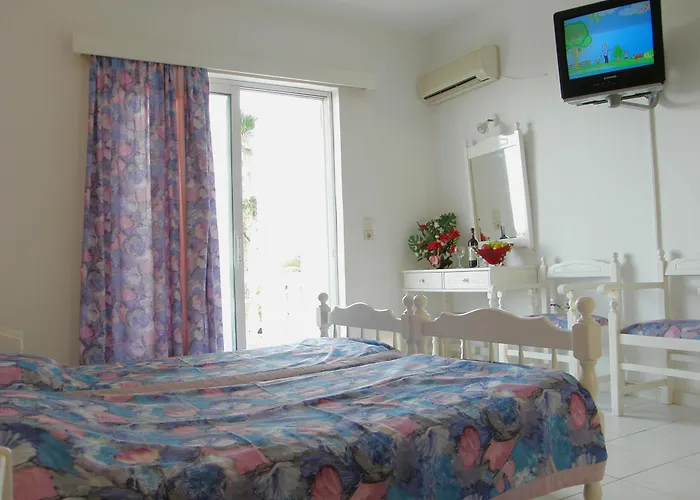 Pefkos Garden Hotel