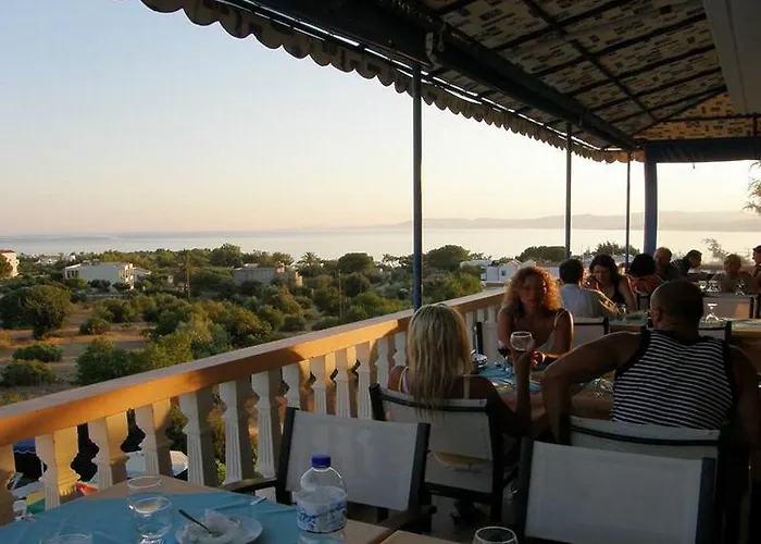 Hotel Pefkos Garden